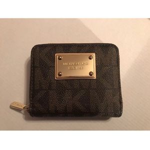 Michael Kors wallet